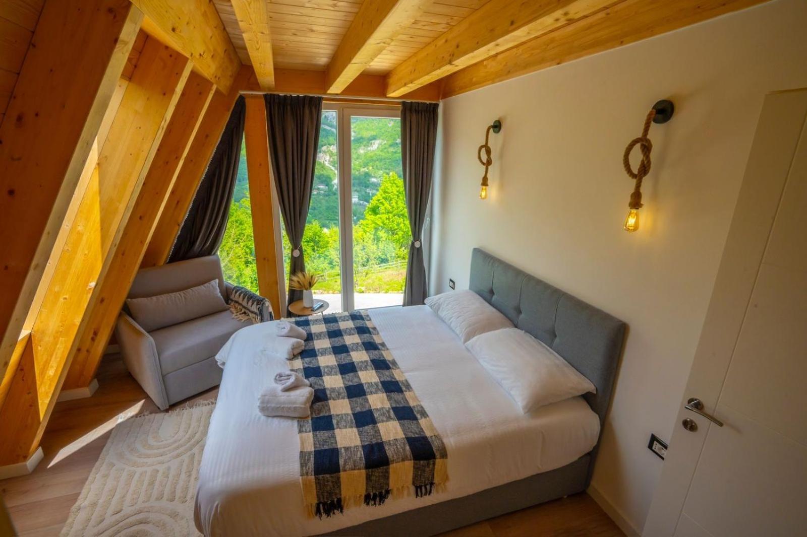 Vidis Chalet Boutique Hotel 세스 외부 사진