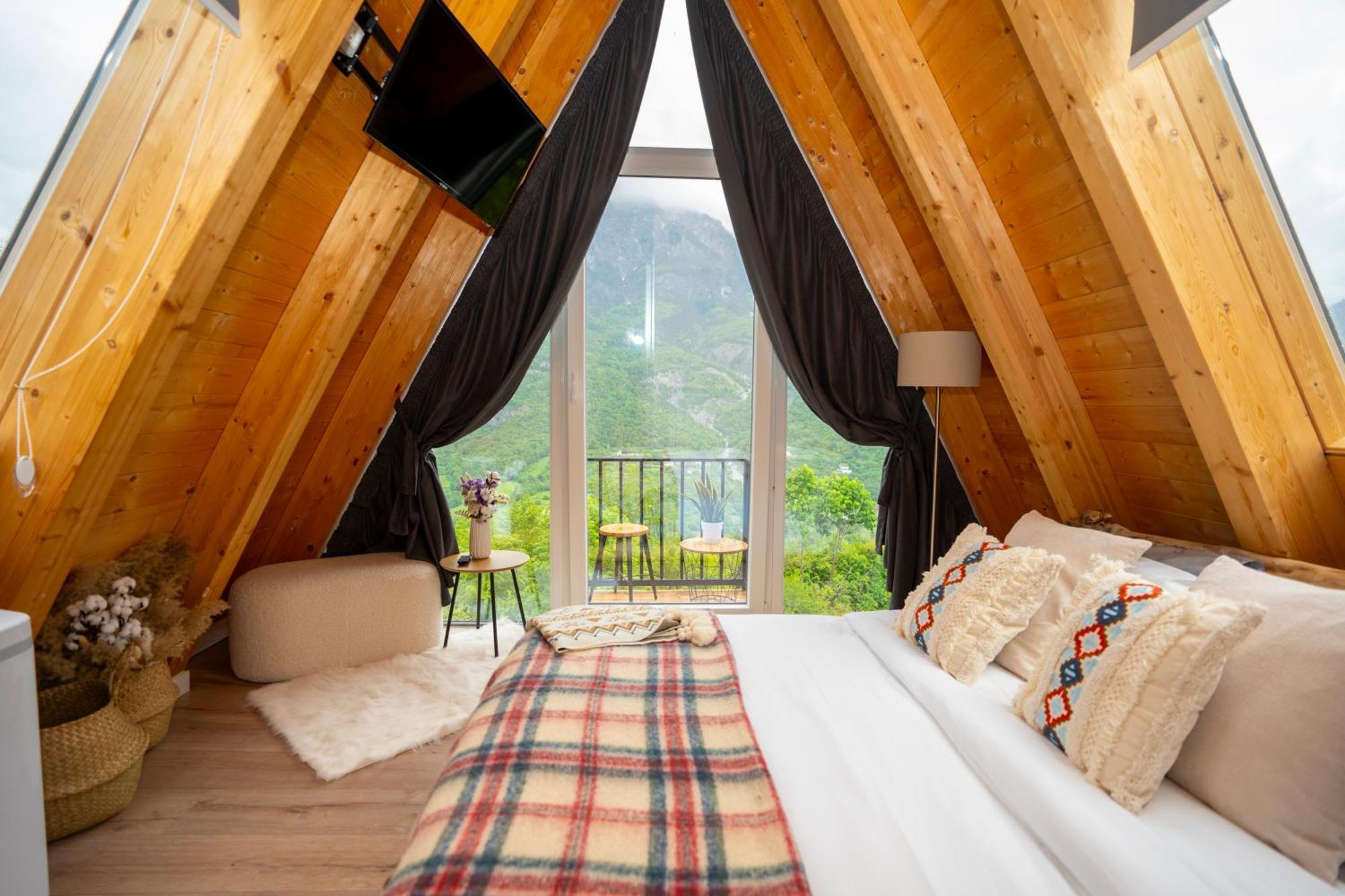 Vidis Chalet Boutique Hotel 세스 외부 사진
