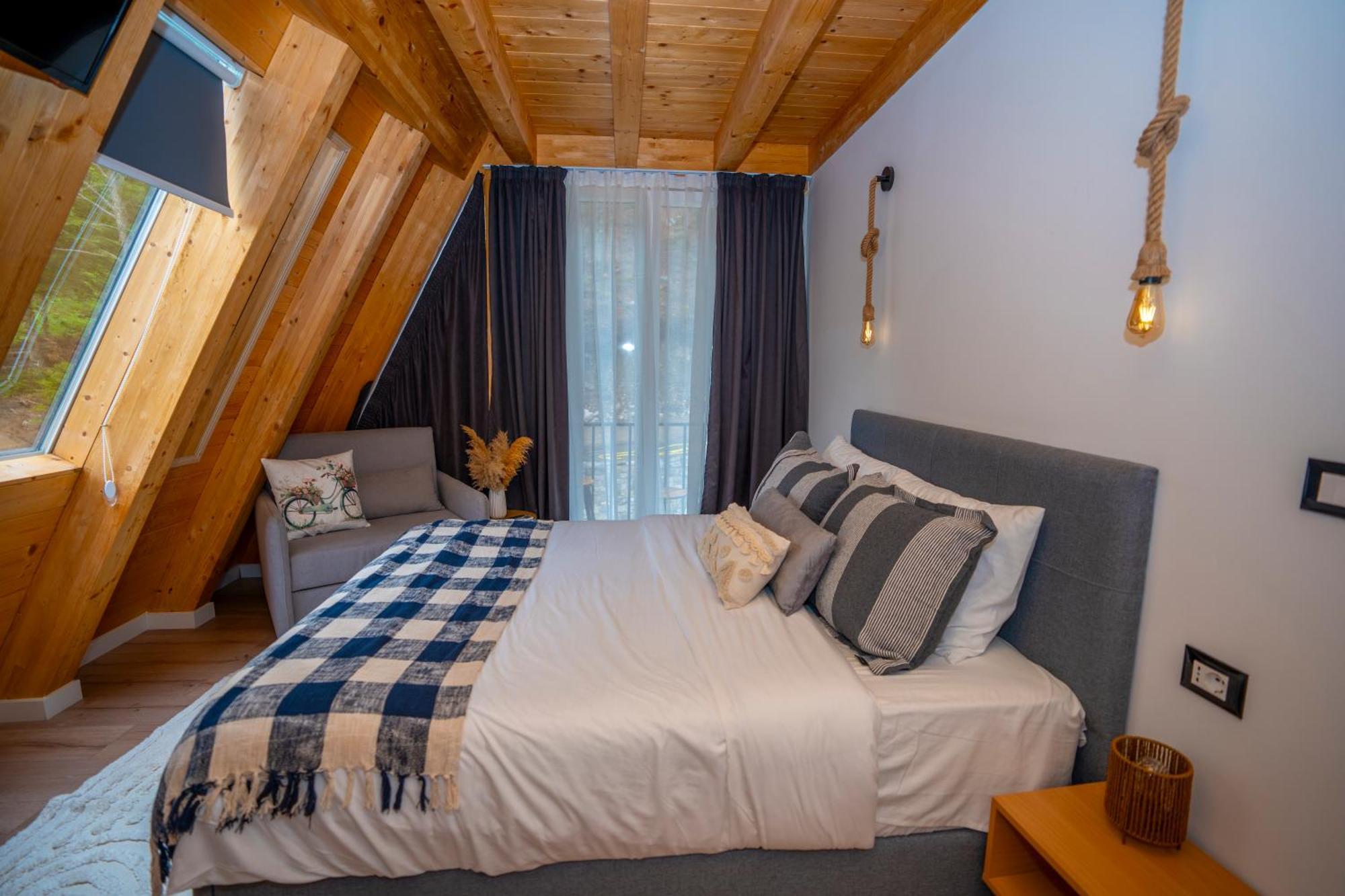 Vidis Chalet Boutique Hotel 세스 외부 사진