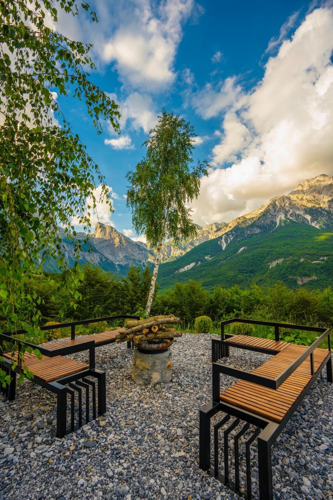 Vidis Chalet Boutique Hotel 세스 외부 사진