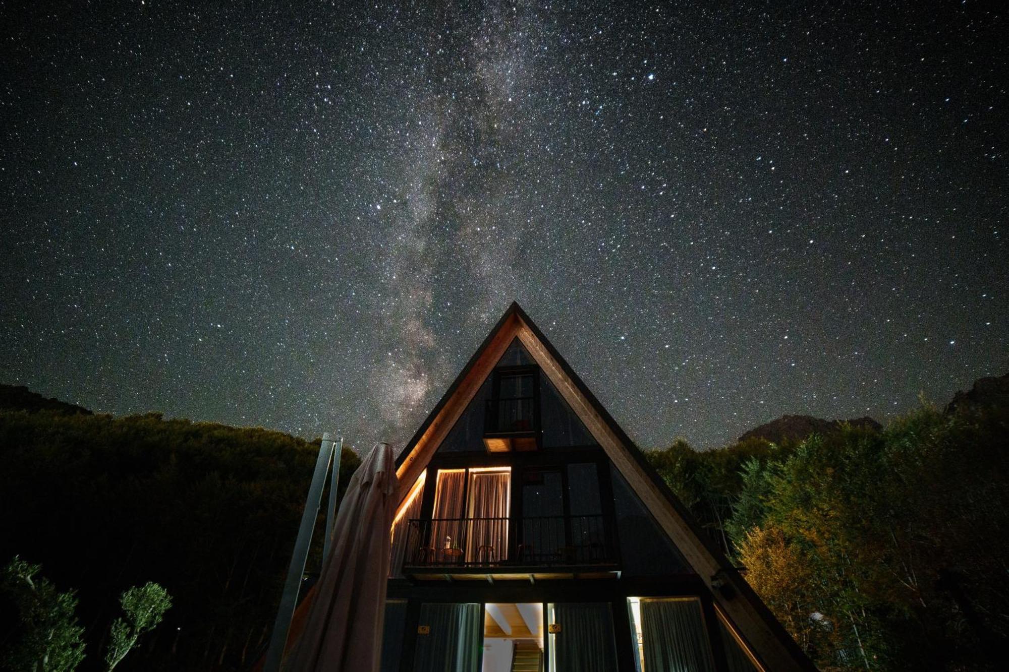 Vidis Chalet Boutique Hotel 세스 외부 사진