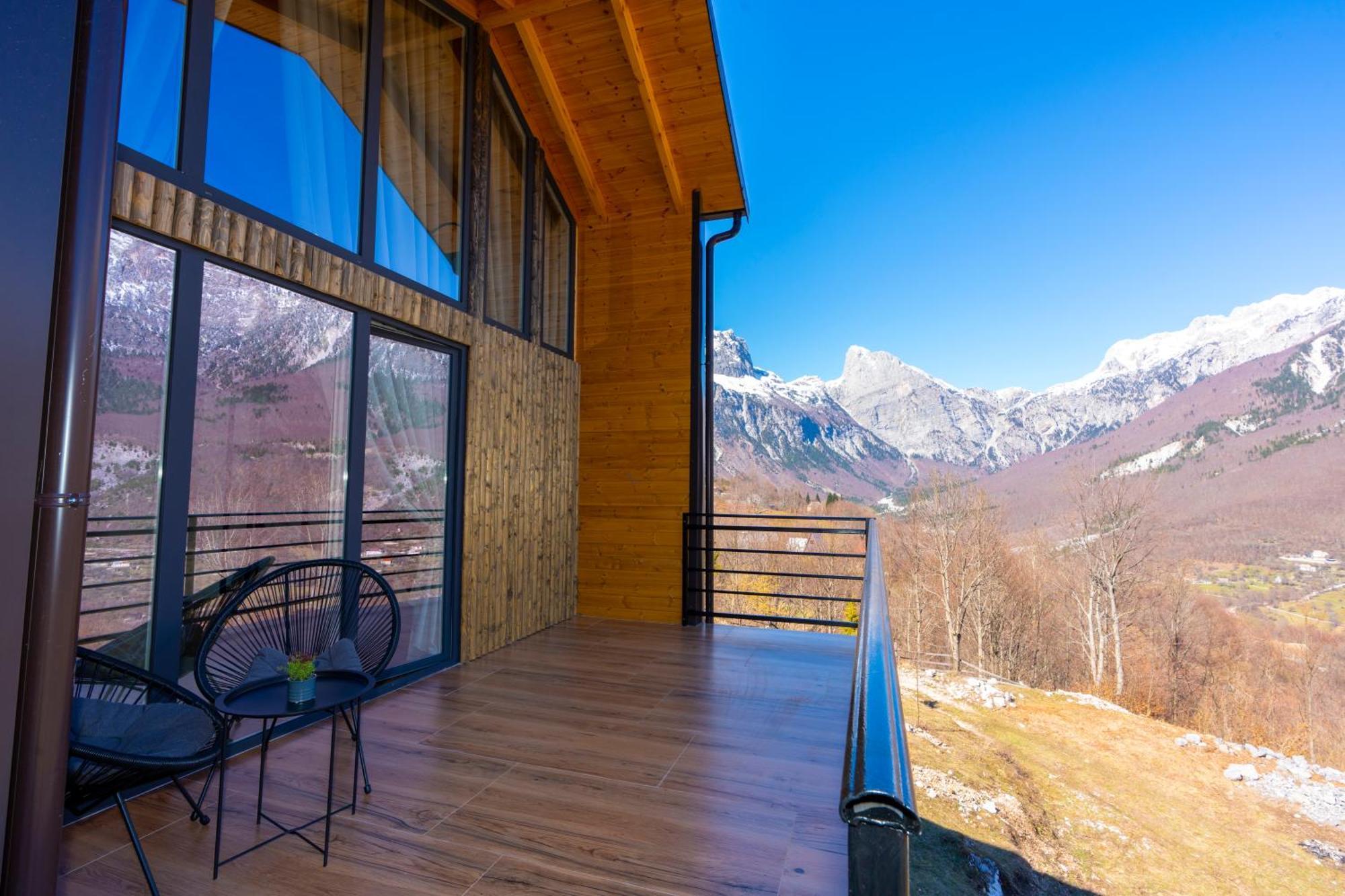 Vidis Chalet Boutique Hotel 세스 외부 사진
