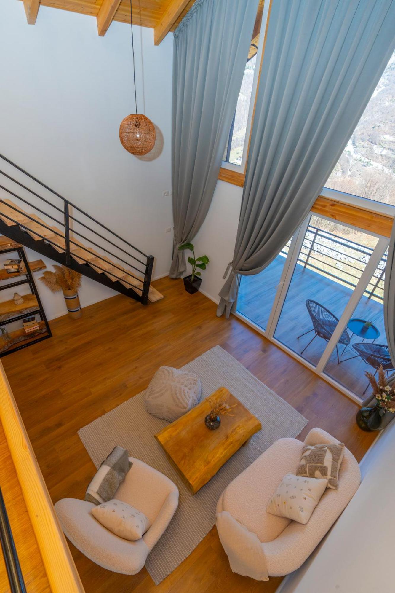 Vidis Chalet Boutique Hotel 세스 외부 사진